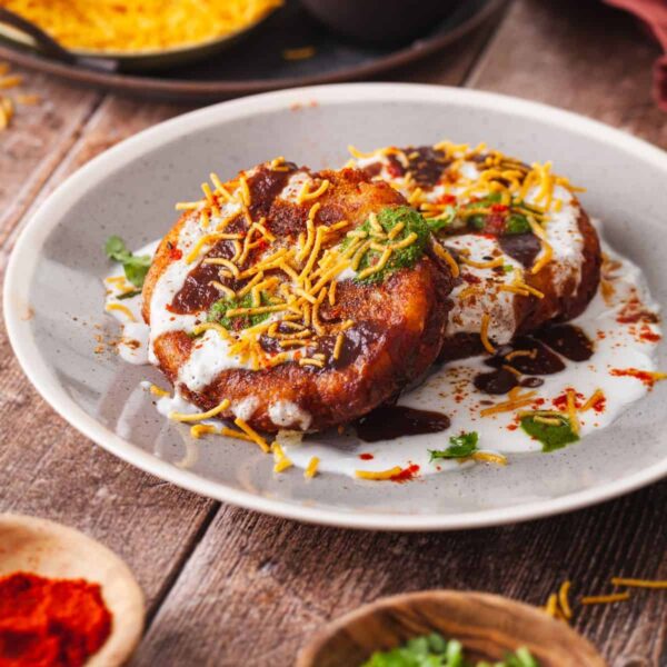 Aalo Tikki Chaat (2pc)